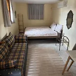 בית נופש Red Rock & Sea House *