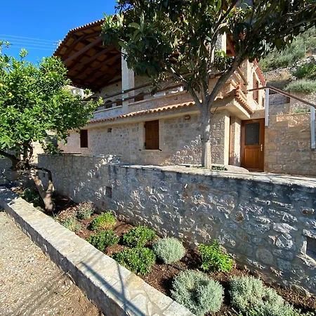 Red Rock & Sea House Leonídion