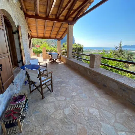 Red Rock & Sea House * Leonídion