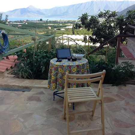 Hébergement de vacances Red Rock & Sea House Leonídion