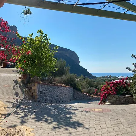 Red Rock & Sea House Hébergement de vacances *