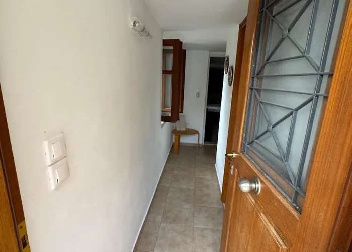 Red Rock & Sea House Casa de Férias Leonídion